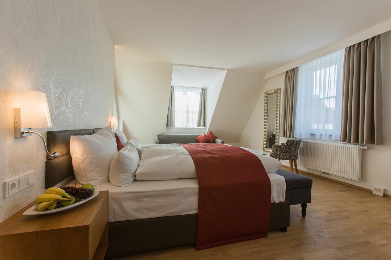 Hotel Am Schrannenplatz Memmingen Kültér fotó