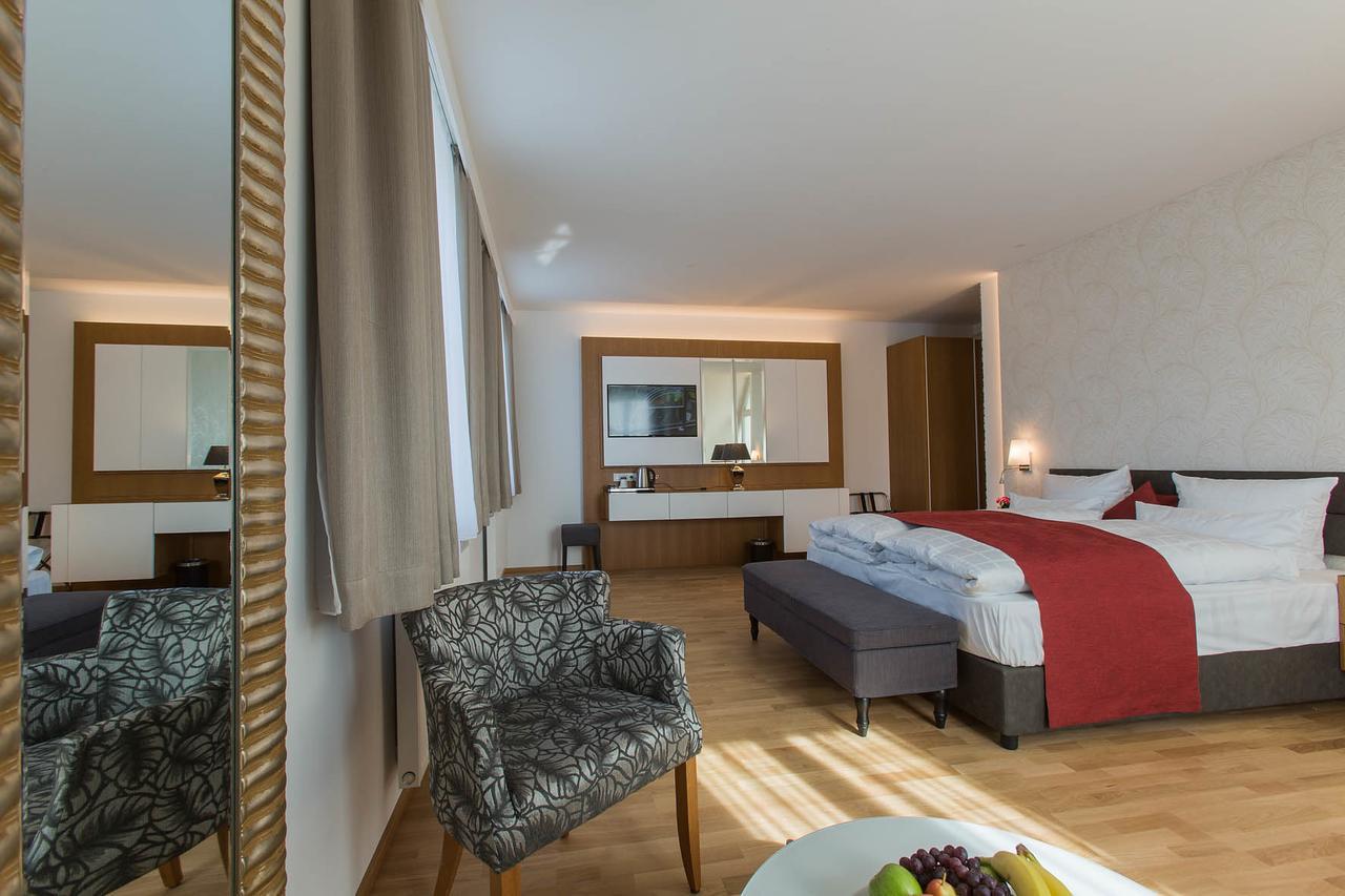 Hotel Am Schrannenplatz Memmingen Kültér fotó