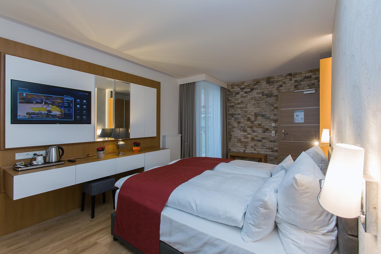 Hotel Am Schrannenplatz Memmingen Kültér fotó