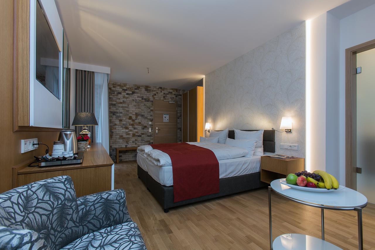 Hotel Am Schrannenplatz Memmingen Kültér fotó